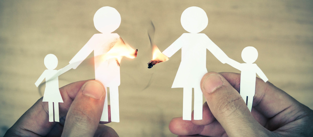 La última decisión del Consejo de Ministros sobre el bono social de la luz penaliza a las familias numerosas