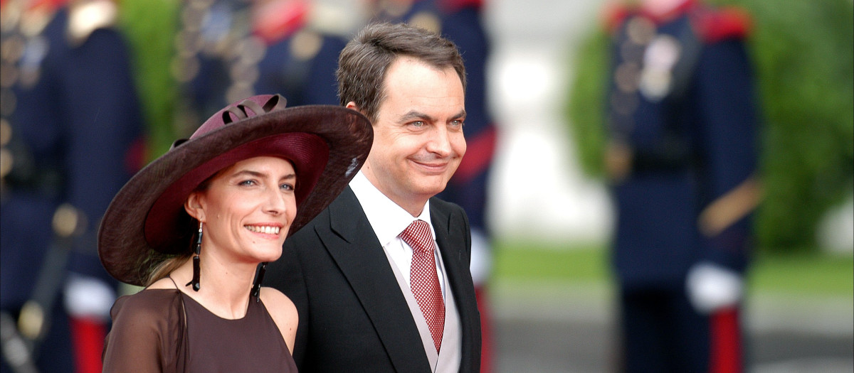 Zapatero y su mujer, Sonsoles Espinosa en la boda de don Felipe en 2004