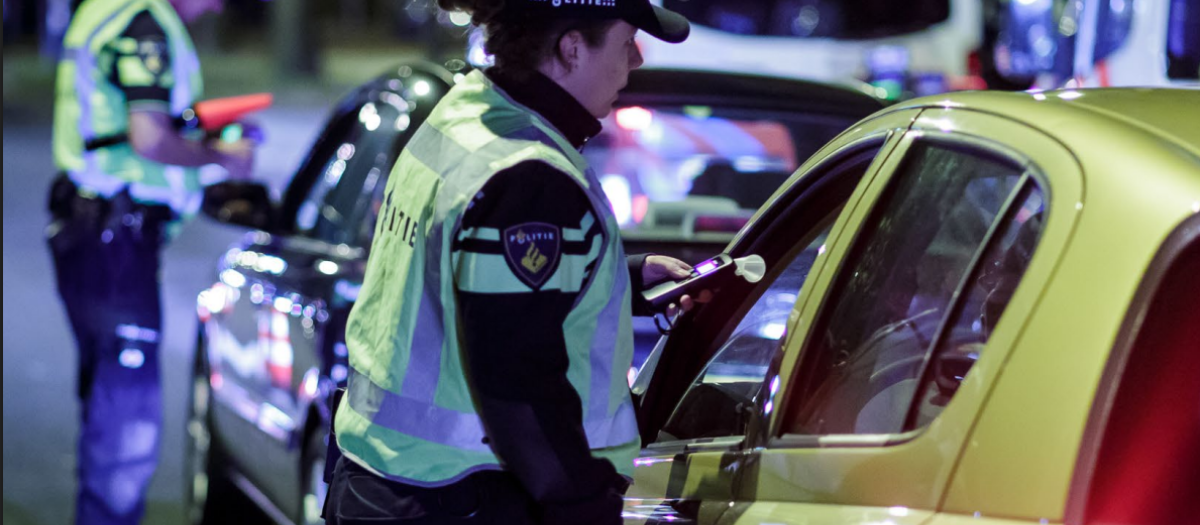 Imagen de un control de alcoholemia en Grecia