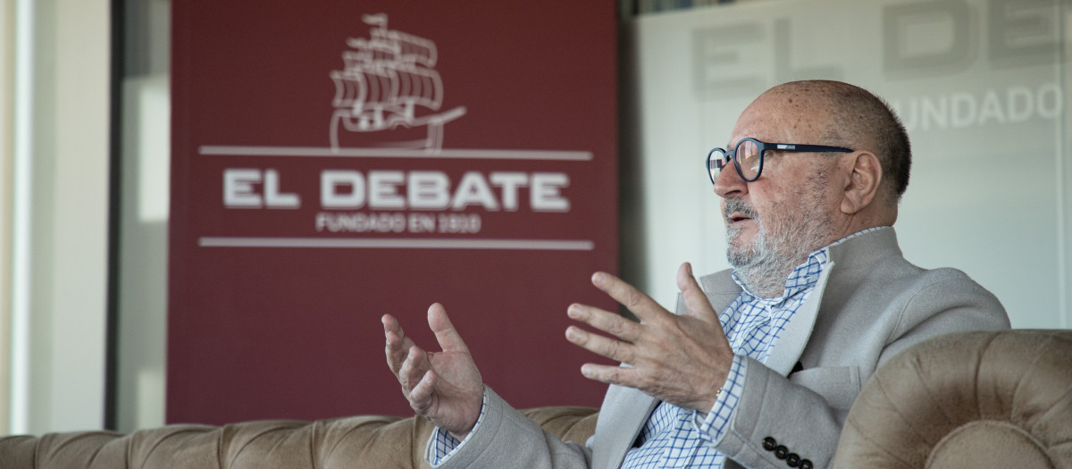 Mariano Gomá, presidente de Foro España Cívica, durante su entrevista con El Debate
