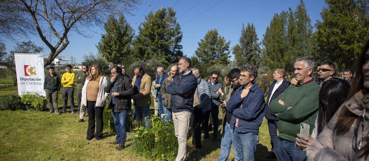 Acto de entrega de las semillas a los ayuntamientos de la provincia