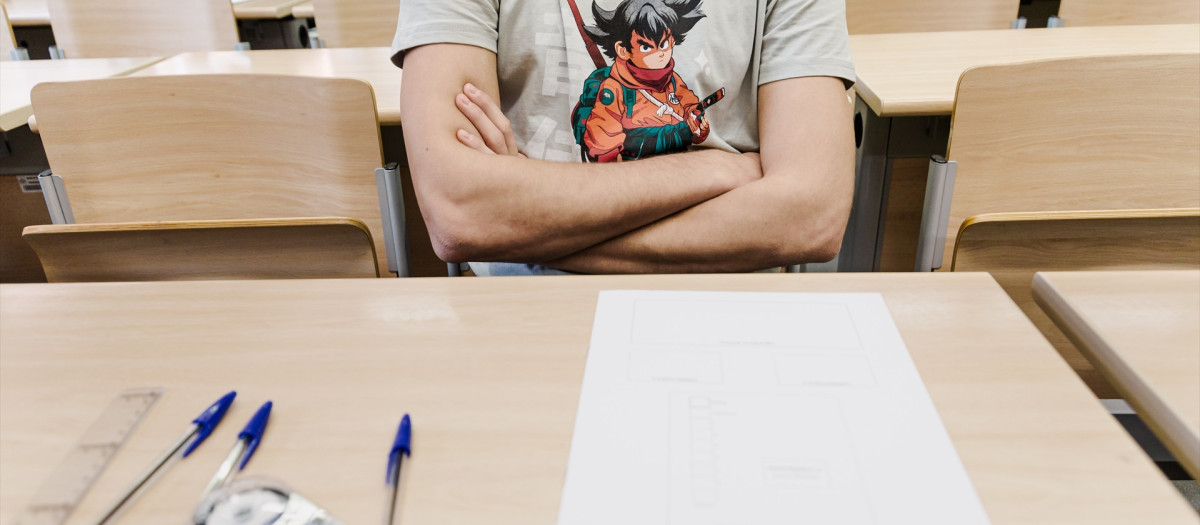 (Foto de ARCHIVO)
Un alumno durante un examen