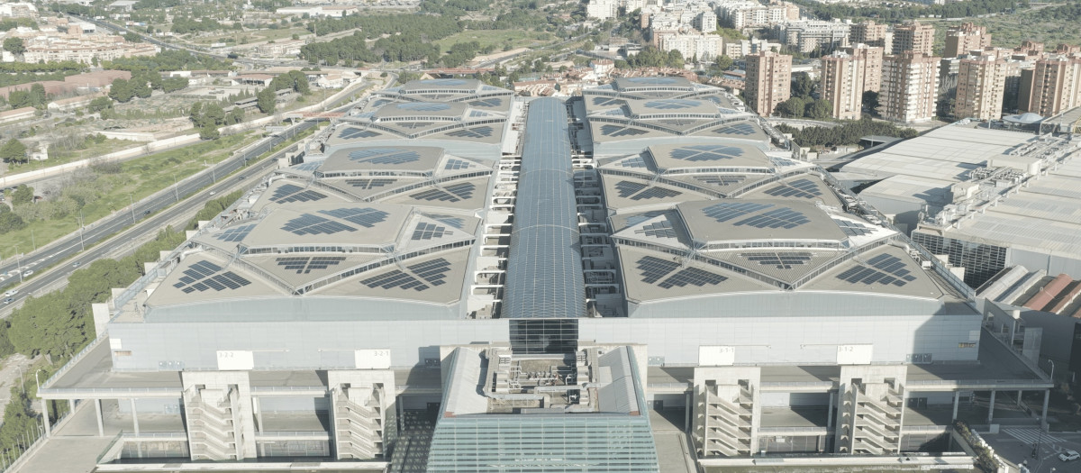 Imagen de archivo de las placas solares de la Feria de Valencia