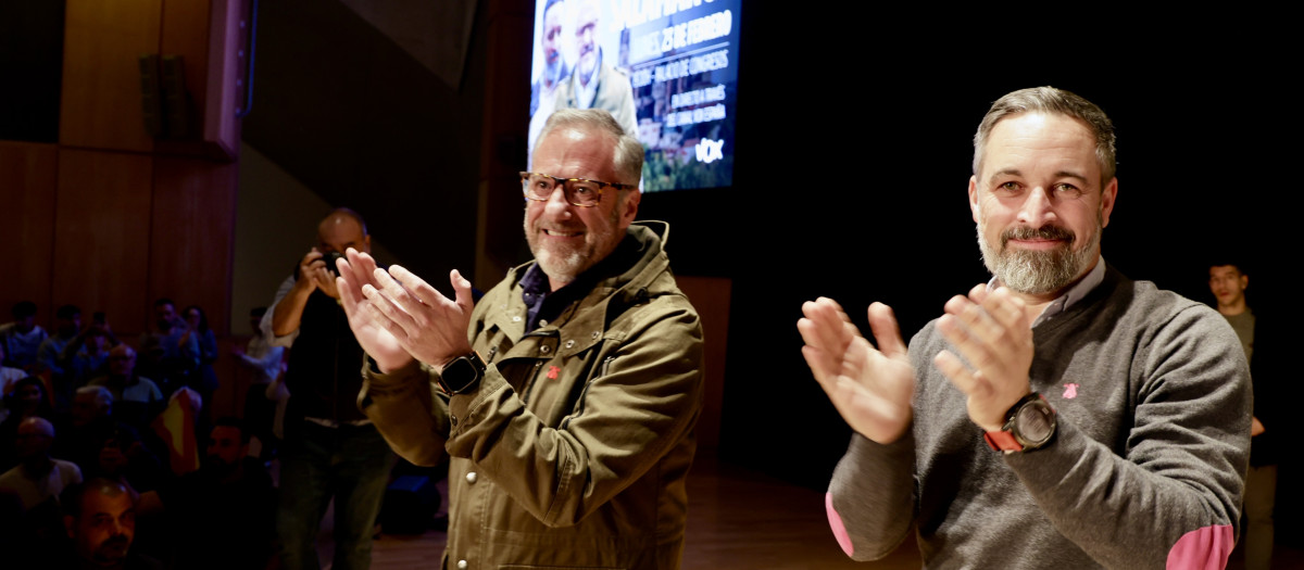 Mitin De Santiago Abascal y Carlos Pollán en Salamanca
