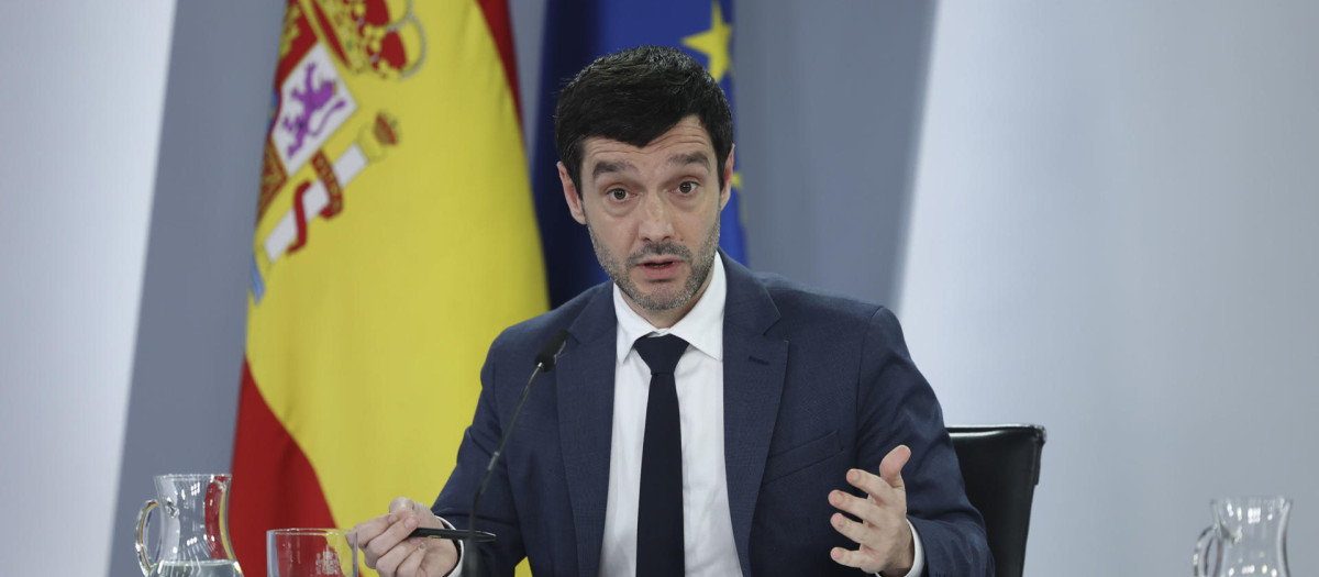 El ministro de Derechos Sociales, Consumo y Agenda 2030, Pablo Bustinduy