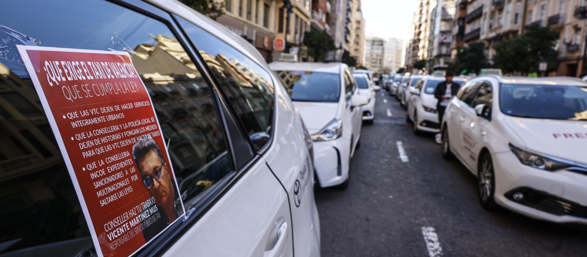 Imagen de archivo de una huelga de taxis en Valencia