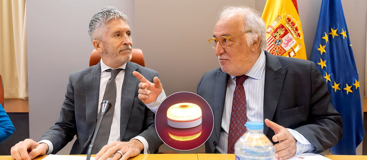 Grande-Marlaska y Pere Navarro llevan semanas dando explicaciones de la baliza V16