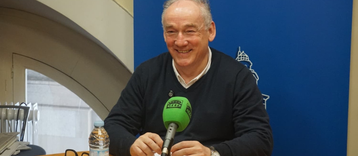 El portavoz del grupo municipal del PP en el Ayuntamiento de A Coruña, Miguel Lorenzo, ofrece una rueda de prensa

Sebastián Hipperdinger / Europa Press
25/2/2026