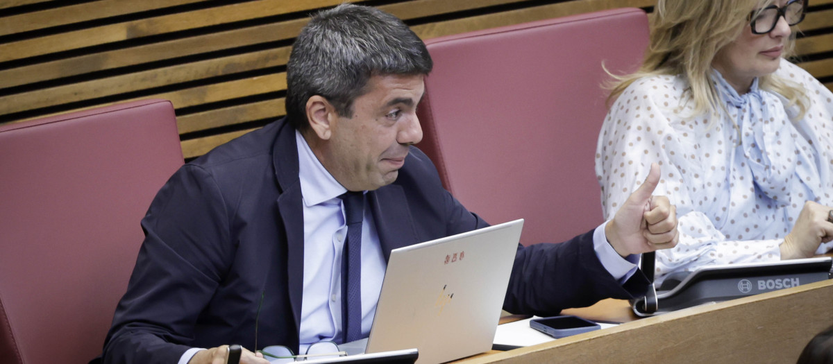 Imagen de Carlos Mazón en las Cortes Valencianas.