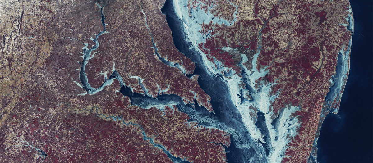 Bahía de Chesapeake (EE.UU.) atrapada bajo el hielo