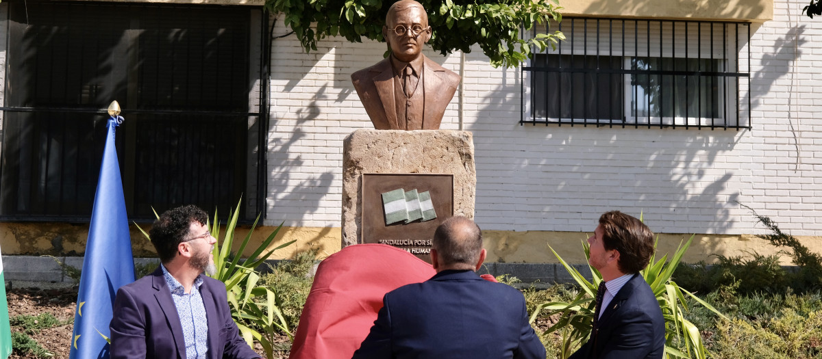 Descubrimiento del busto dedicado a Blas Infante en Cabra
