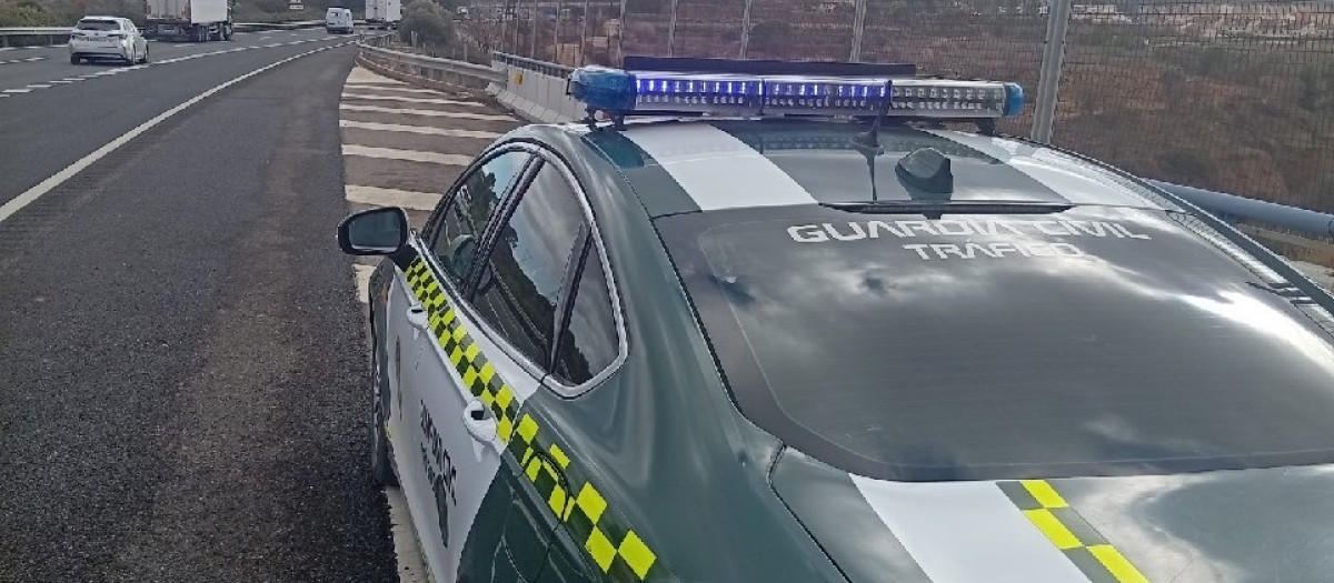 Imagen de una patrulla de la Guardia Civil