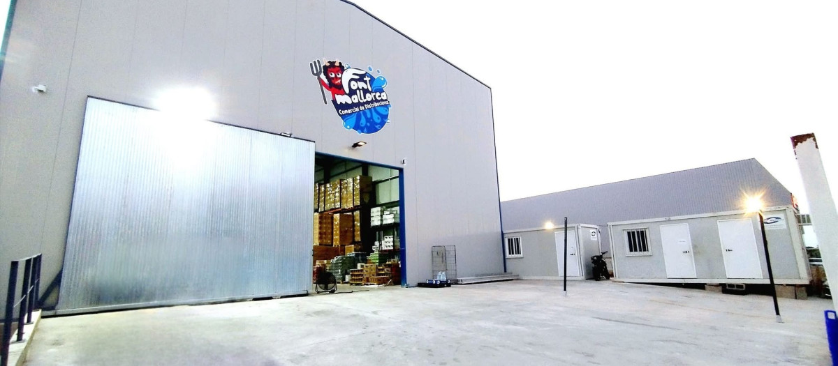 Fachada de la nave industrial de la empresa mallorquina

REMITIDA / HANDOUT por FONT MALLORCA
Fotografía remitida a medios de comunicación exclusivamente para ilustrar la noticia a la que hace referencia la imagen, y citando la procedencia de la imagen en la firma
27/2/2026