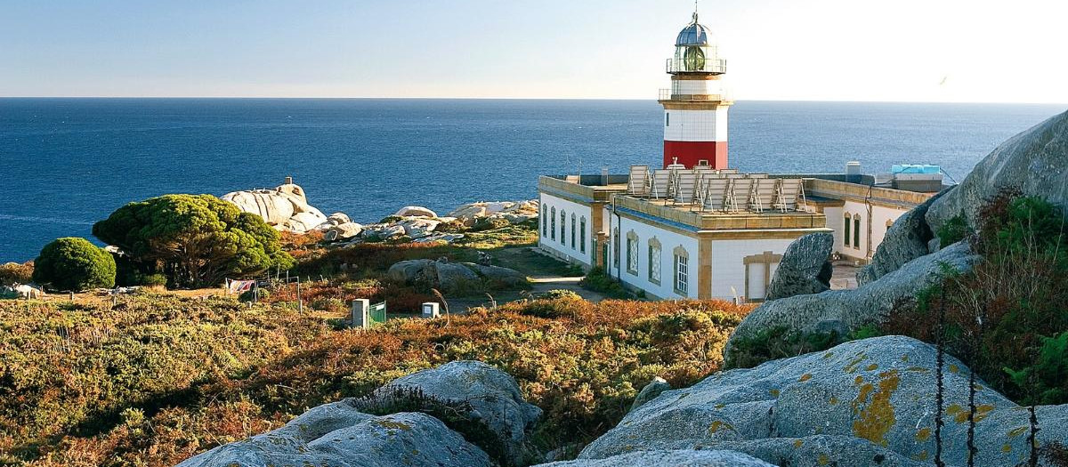La isla gallega donde historia y leyenda se mezclan