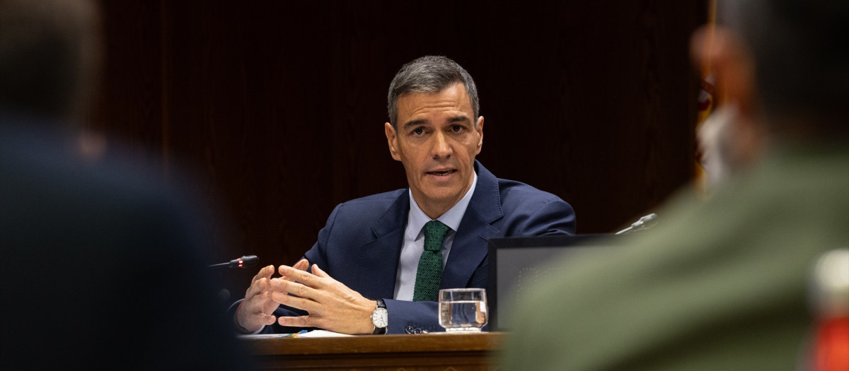 El presidente del Gobierno, Pedro Sánchez en la Comisión de Investigación sobre el 'caso Koldo', en el Senado, el pasado octubre