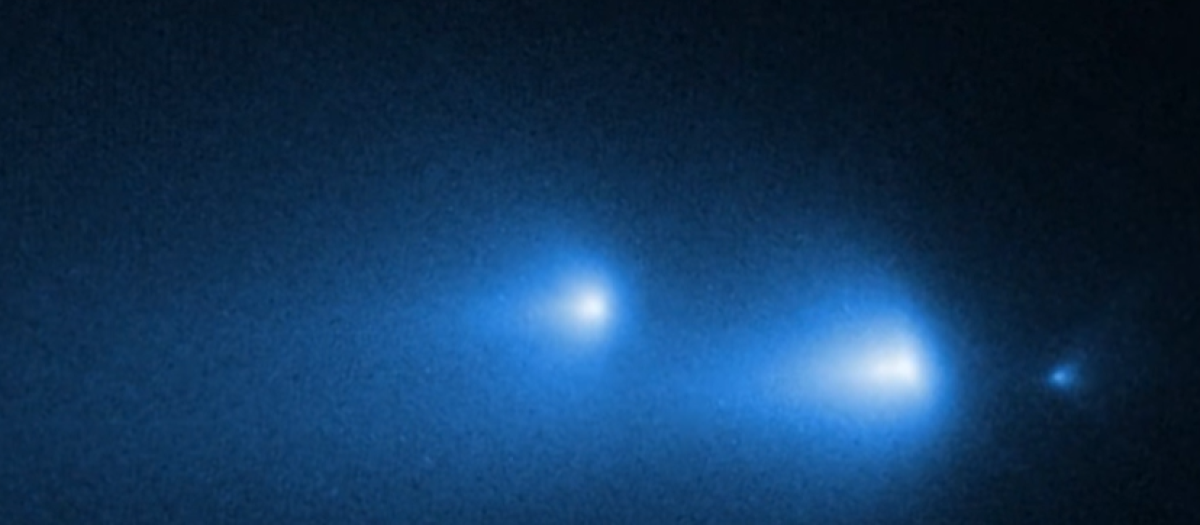 Imagen del cometa C/2025 K1 (ATLAS), captada por el telescopio espacial Hubble de la NASA, en el que se muestra su fragmentación