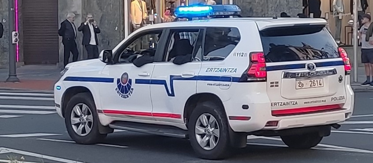 (Foto de ARCHIVO)
Vehículo de la Ertzaintza

EUROPA PRESS
21/3/2026