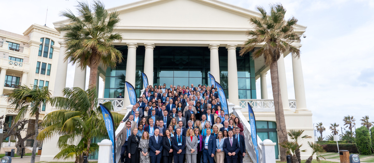 Imagen de una convención organizada por REDIT