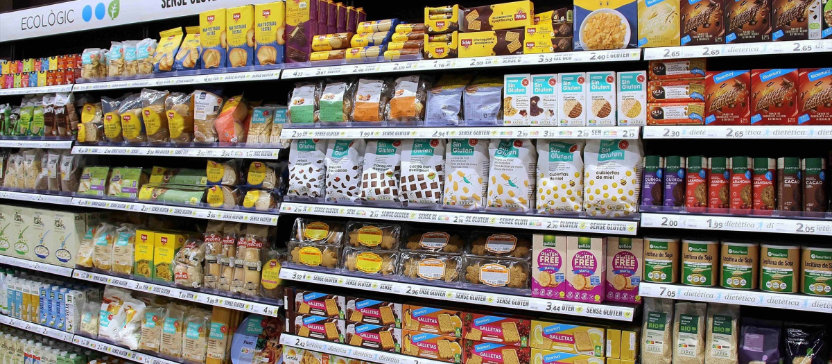 Productos sin gluten en un supermercado