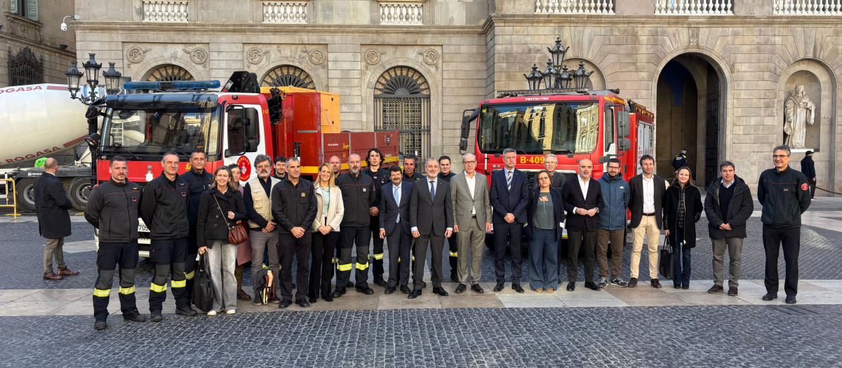 Parte el último convoy humanitario de Bracelona hacia Ucrania