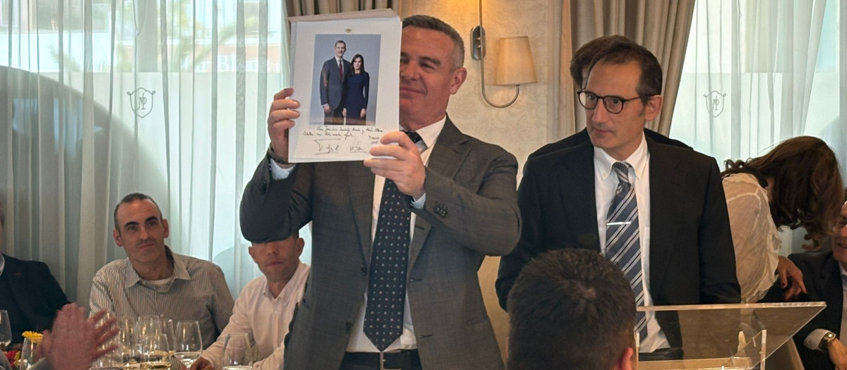 Santafé muestra el reconocimiento que mandó Casa Real