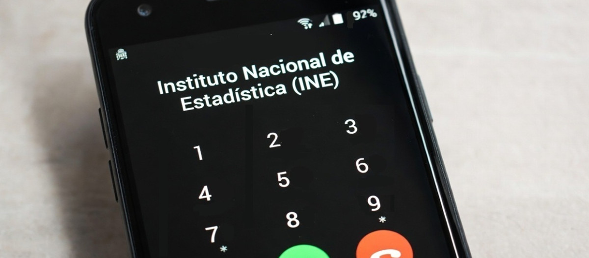 Los encuestadores del INE no cejan en su empeño