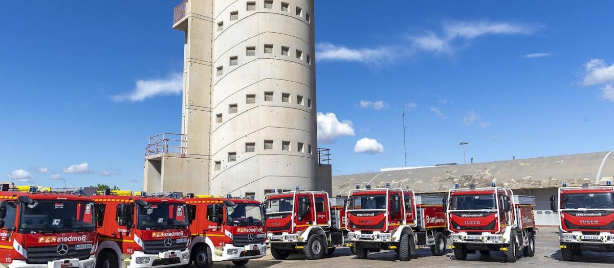 Imagen de varias dotaciones del Consorcio Provincial de Bomberos de Alicante
