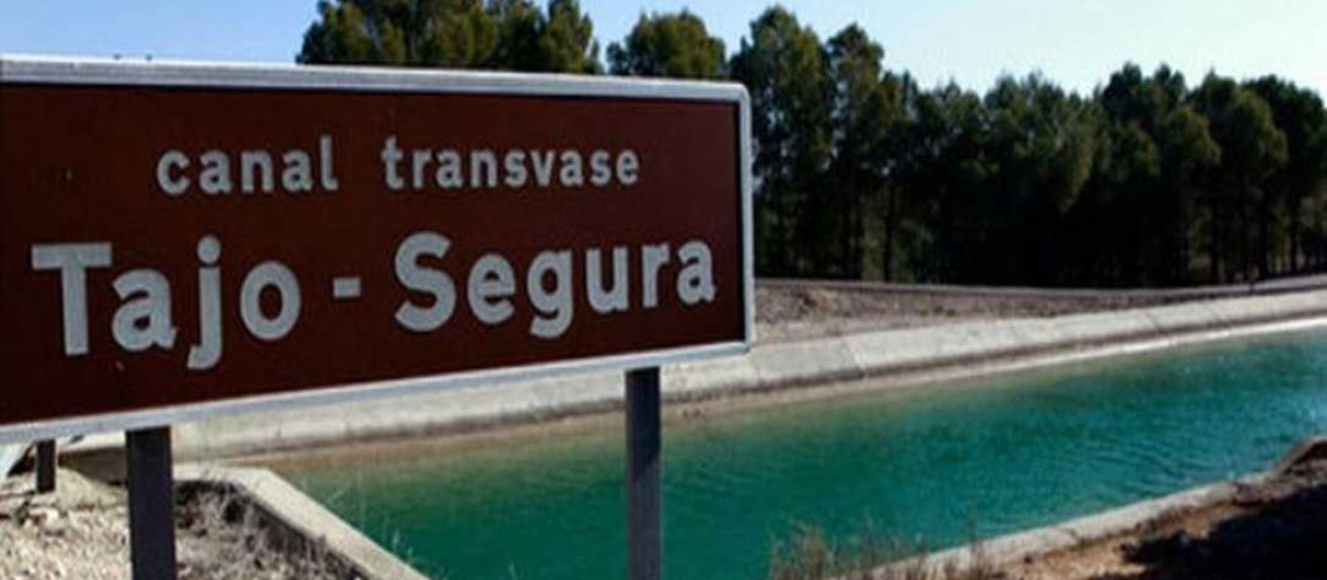 Canal del trasvase Tajo-Segura
