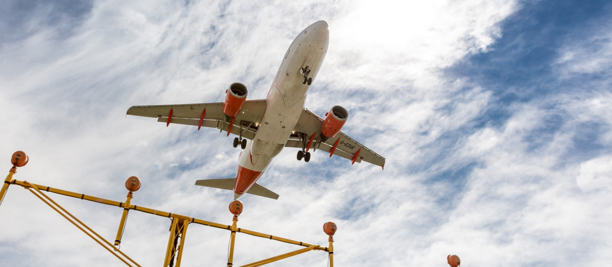 Cómo afecta la huelga de los controladores a los aeropuertos gallegos

REMITIDA / HANDOUT por RAFAEL_GARCIA_SANCHEZ
Fotografía remitida a medios de comunicación exclusivamente para ilustrar la noticia a la que hace referencia la imagen, y citando la procedencia de la imagen en la firma
13/3/2017