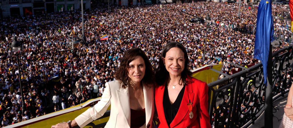 Isabel Díaz Ayuso junto a María Corina Machado en Sol