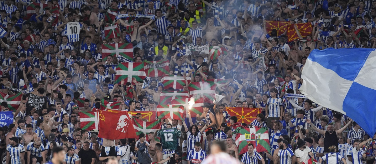 La afición de la Real Sociedad, durante la final de Copa del Rey