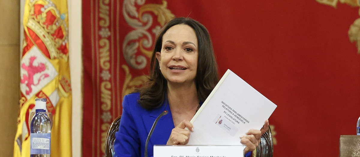 La líder opositora venezolana, María Corina Machado, durante su visita al Senado