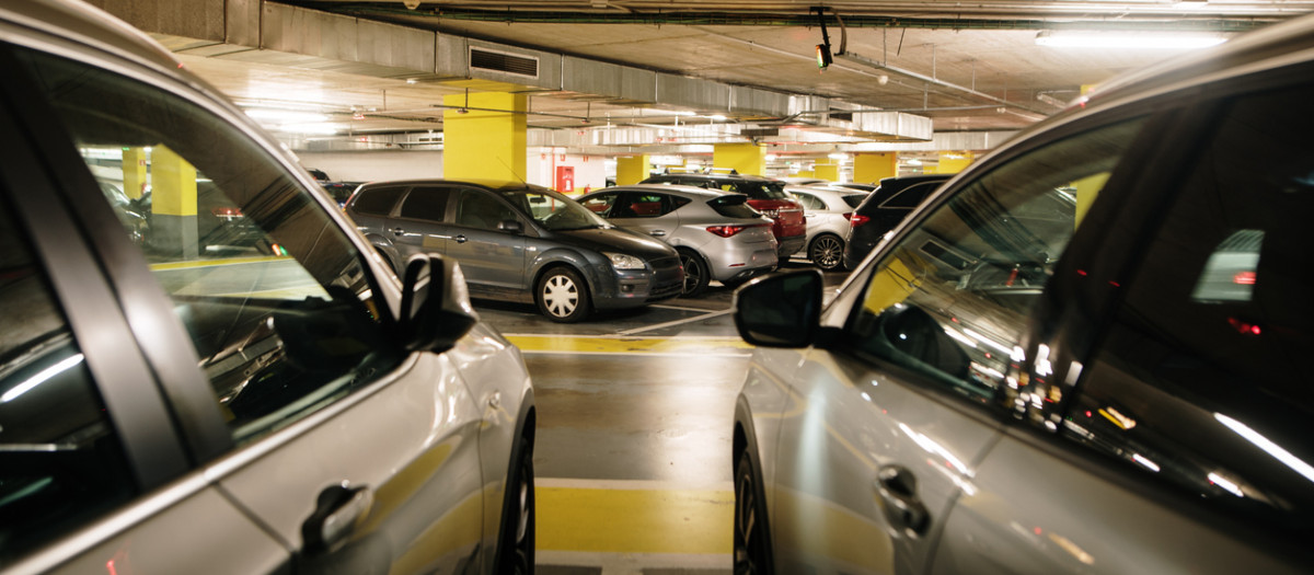 Las plazas de garaje generan controversia entre los vecinos