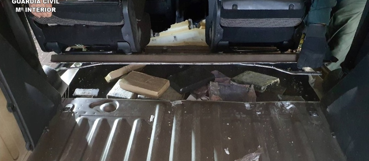 Furgoneta cargada con casi 46 kilos de cocaína interceptada por la Guardia Civil en Manzanares