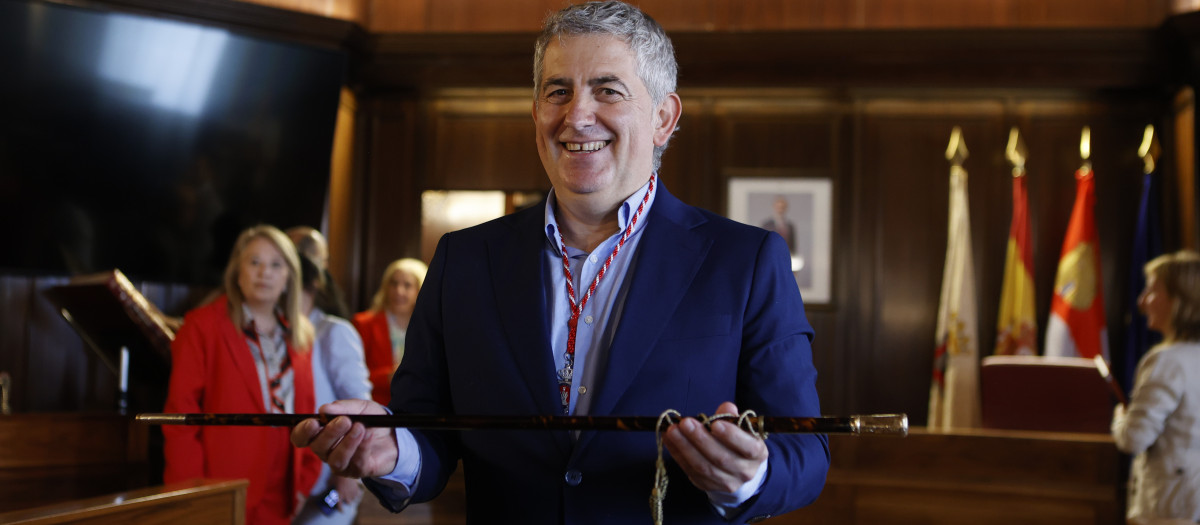Toma de posesión del nuevo alcalde de Soria, Javier Antón