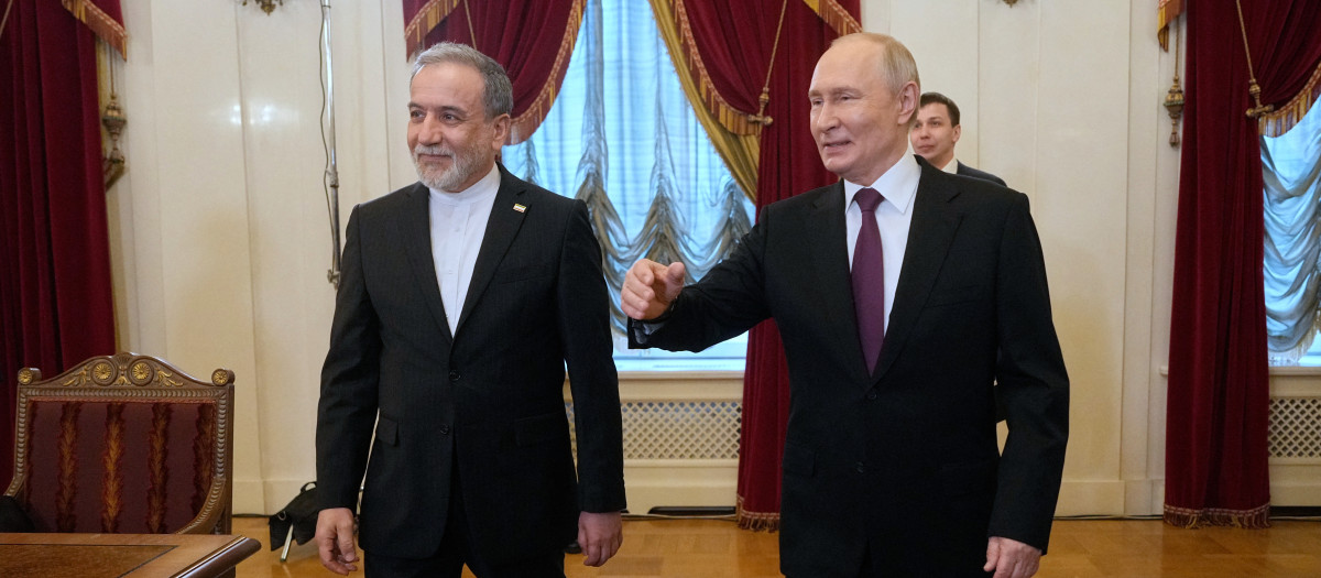 El presidente Vladimir Putin recibe en Moscú al ministro de Exteriores de Irán, Abás Araqchí,