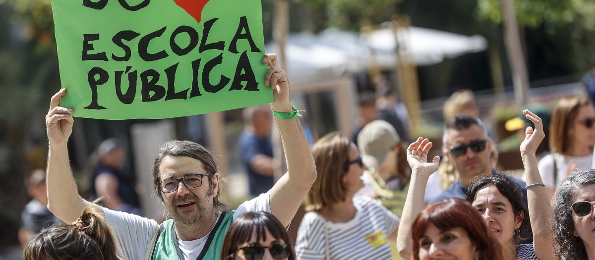 Imagen de una protesta de docentes en Valencia