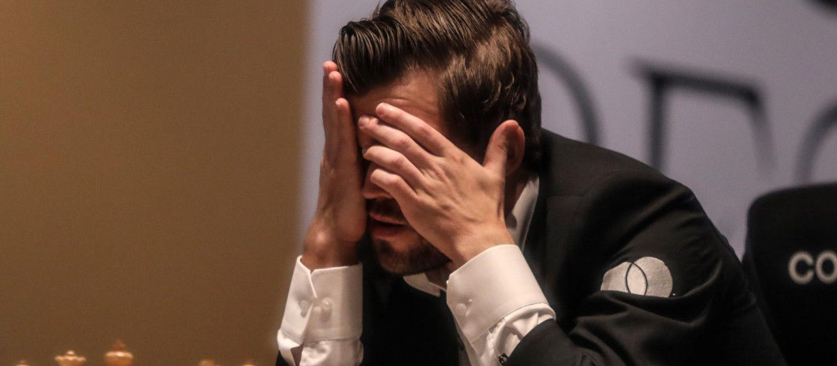 El ajedrecista Magnus Carlsen durante un torneo en Dubai