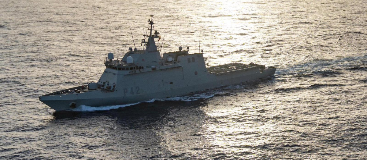Buque de Acción Marítima Rayo de la Armada española