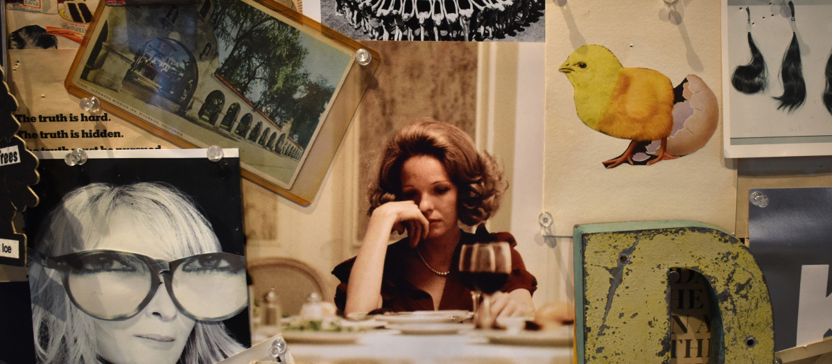 Fotografía tomada el 1 de mayo de 2026 que muestra imágenes de la fallecida actriz estadounidense Diane Keaton, exhibidas en la exposición 'Diane Keaton: The Architecture of an Icon' en Los Ángeles