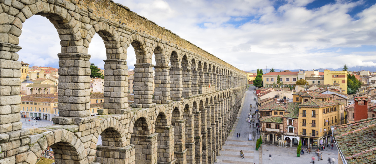 El centro de Segovia, con el bellísimo acueducto