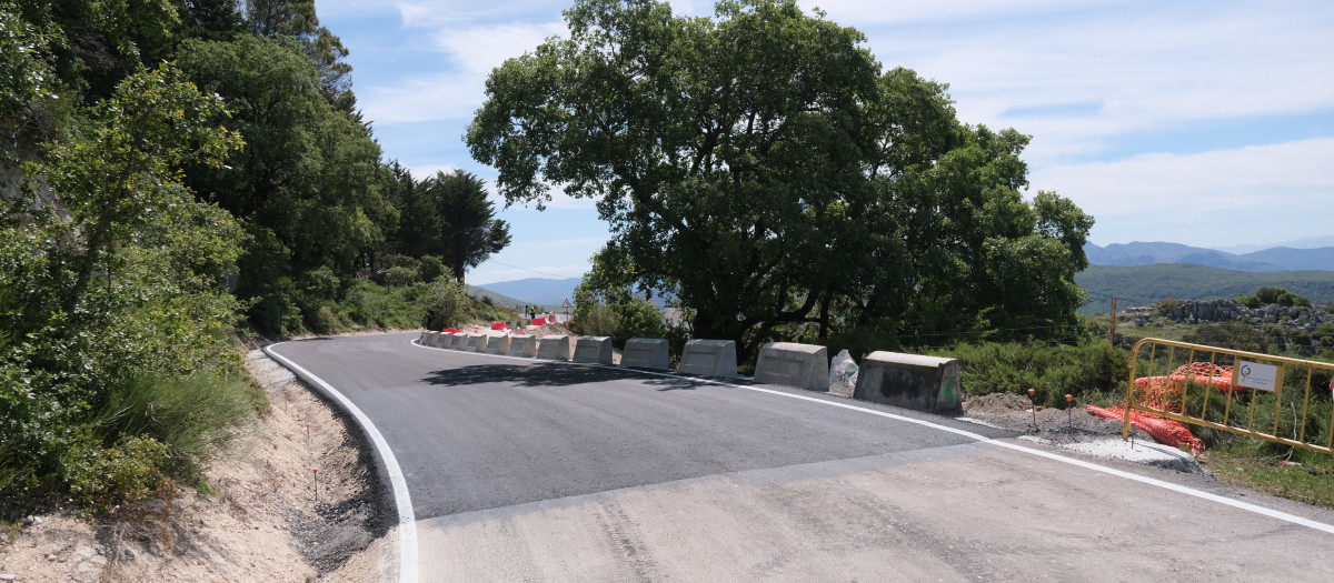 Se reabre al tráfico la carretera del Santuario de la Virgen de la Sierra