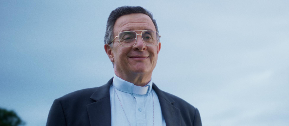 EL actor Juan Ángel da vida al padre Emiliano Tardif