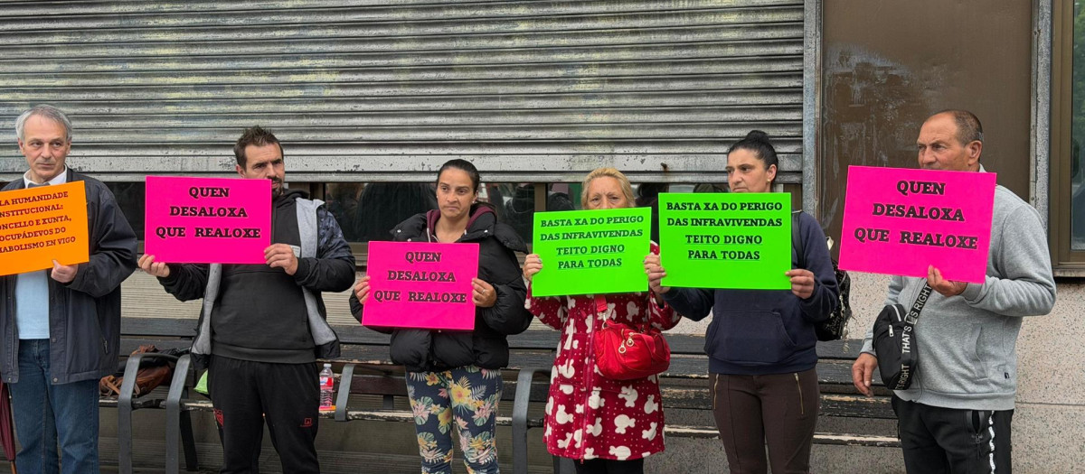Dos familias de Vigo afrontan el desahucio tras décadas viviendo en chabolas