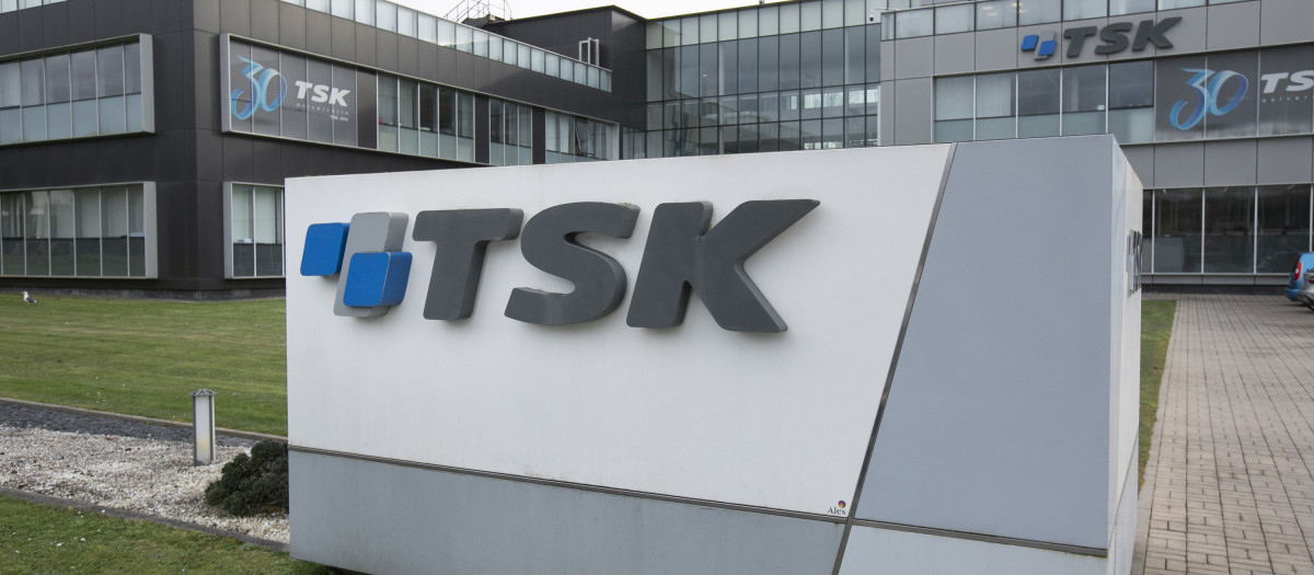 Fachada de la empresa TSK en Gijón