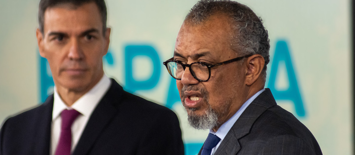 El presidente, Pedro Sánchez, se reunió con el director general de la Organización Mundial de la Salud (OMS), Tedros Adhanom Ghebreyesus