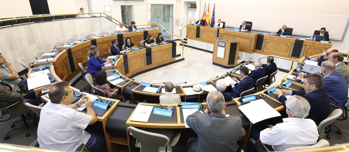 Reunión de la Mesa del Agua de la Diputación de Alicante