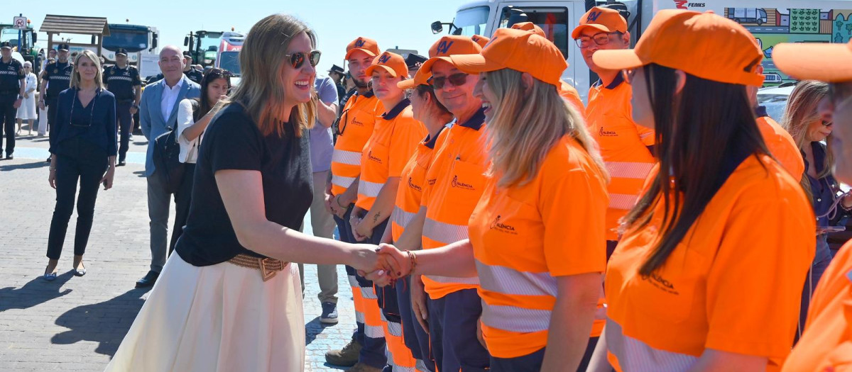 María José Catalá en la presentación del dispositivo de Playas 2026 de Valencia
