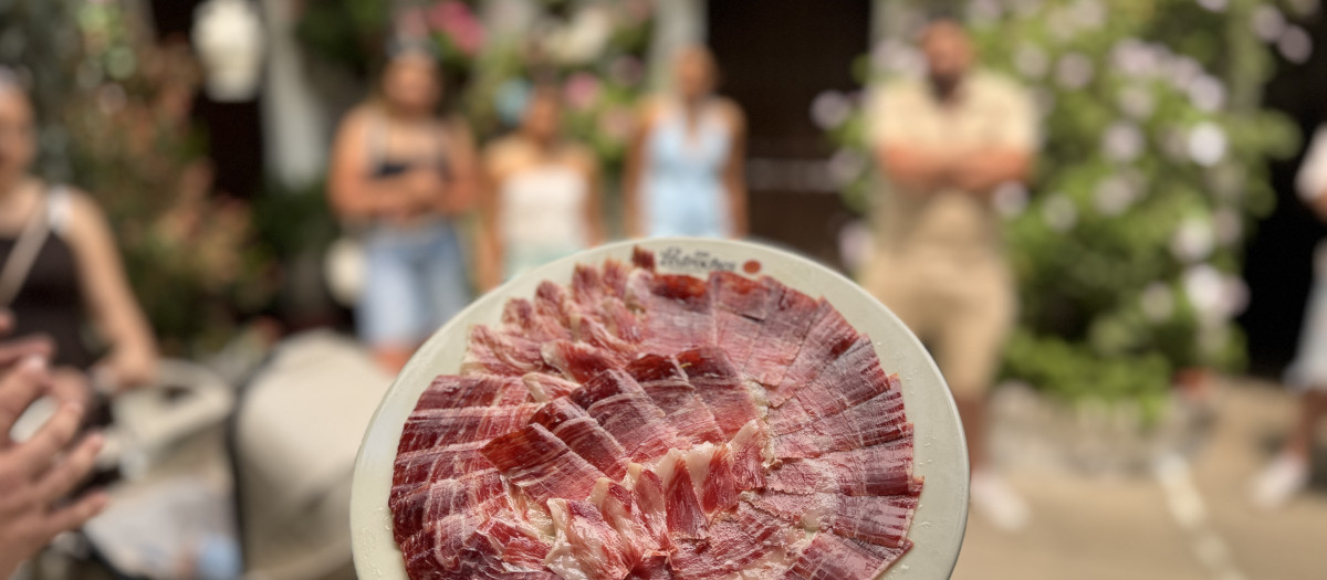 Jamón ibérico de Los Pedroches en un patio de Córdoba