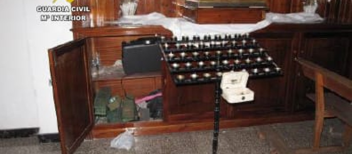 Objeto recuperados en la operación que ha tenido lugar la colaboración de la Guardia Civil de Baena